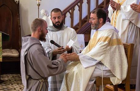 Br. Faustino makes his first profession