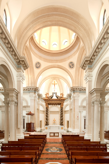 Our Lady of the Most Holy Trinity Chapel, interior