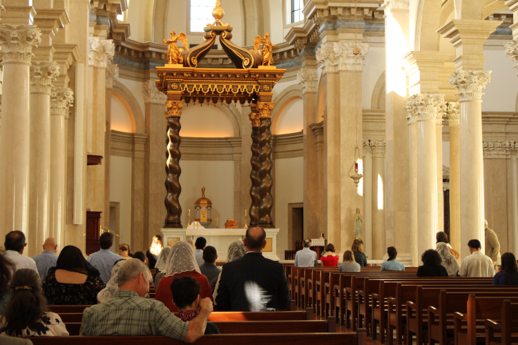 Mass in California Chapel