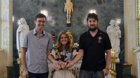 Peter Bockrath (CA’24) at his commissioning with fellow  Team St. Paul missionaries Juliana Gahr and Noah Mize