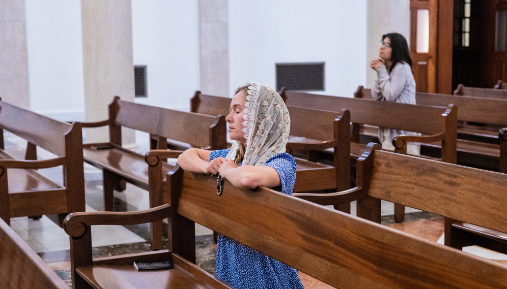 Students pray the Rosary