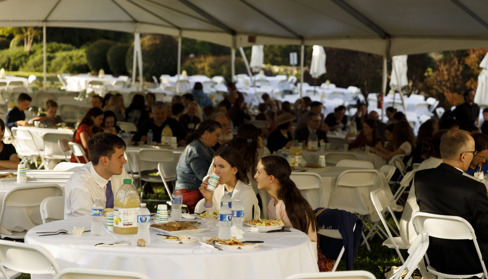 College Welcomes Parents, Newest Alumni at Taco Dinner