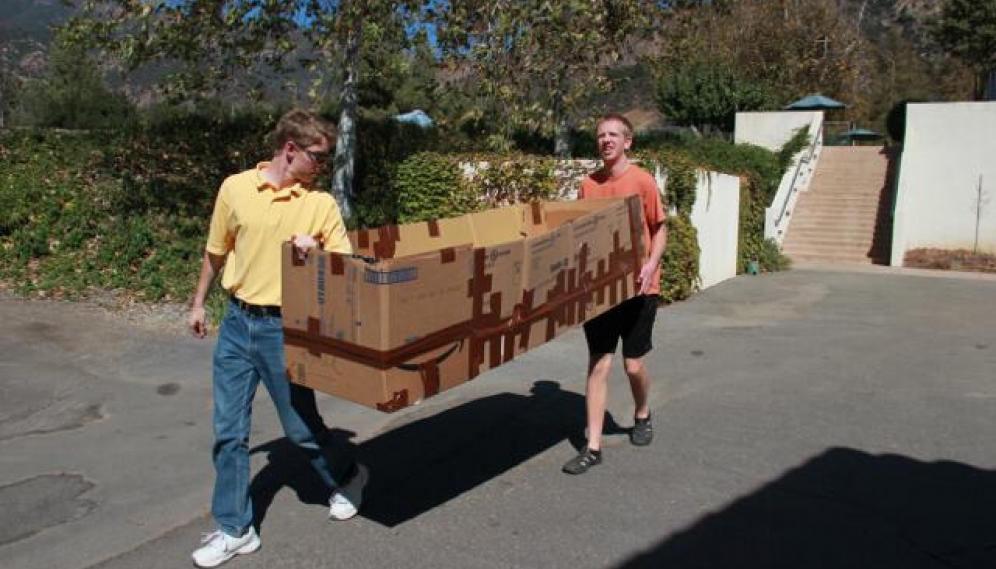 Alumni-Parent Day 2017 -- Cardboard Yacht Race