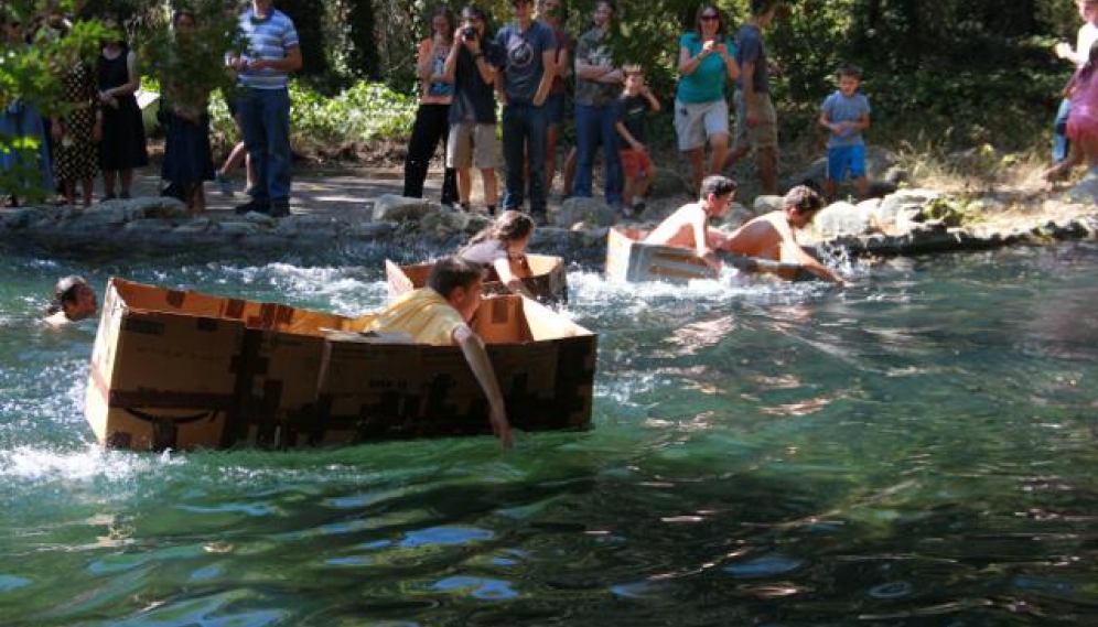 Alumni-Parent Day 2017 -- Cardboard Yacht Race