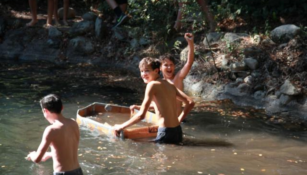 Alumni-Parent Day 2017 -- Cardboard Yacht Race