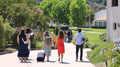 Summer Progam students on the California campus
