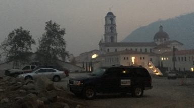 Thomas Fire 2017 -- Car with Chapel in background