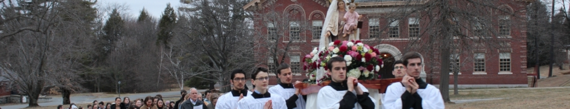 Slideshow: Rosary Procession for the End of the Coronavirus